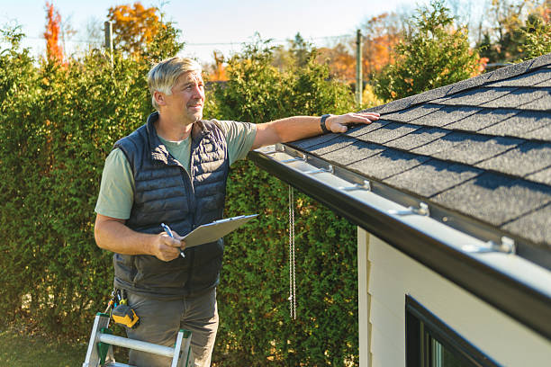 Professional Emergency Roof Repair technician working in Leeton, MO